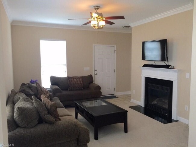 Home unfurnished, pictures for illustration purpose only