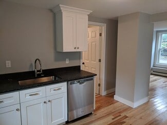 60 Summer St Unit B basement - 1 BR, Newport, NH 03773