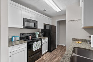 4002 Armour Ave, Columbus, GA 31904