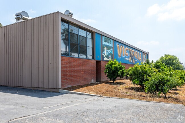 Victoria Elementary's beautiful and modern architecture blends aesthetics and functionality.