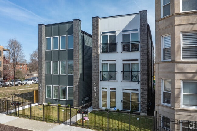 New construction condos are one of many housing styles in Washington Park.