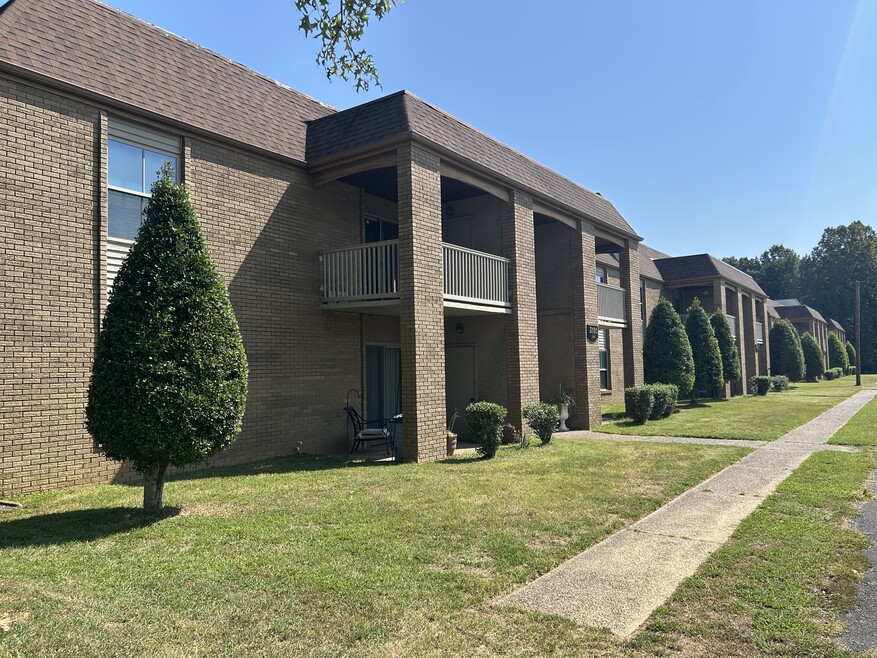 3101 Burlew Blvd unit A, Owensboro, KY 42303 - photo 1