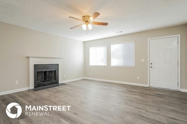 5605 Hidden Lake Dr, Browns Summit, NC 27214 - photo 4