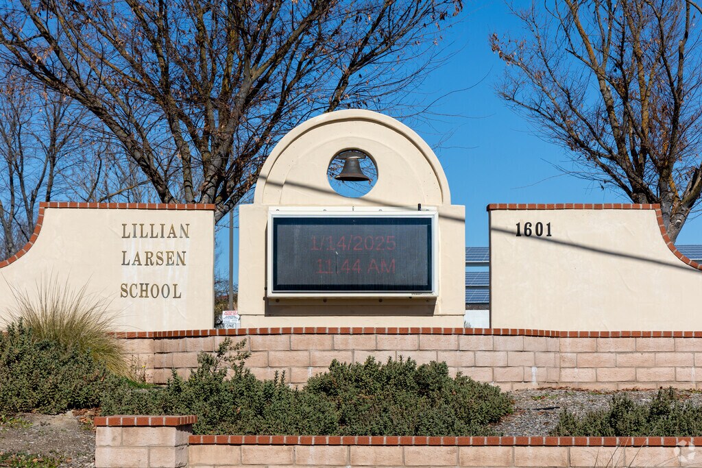 Lillian Larsen Elementary School.