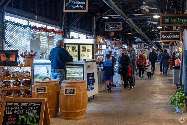 Webster Station residents can enjoy local small businesses at the 2nd Street Market.
