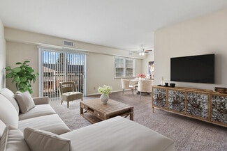 160 Townsend Dr, Hummelstown, PA 17036