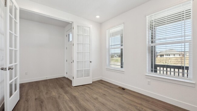 1930 Chaffee Crest Dr, Berthoud, CO 80513 - photo 3