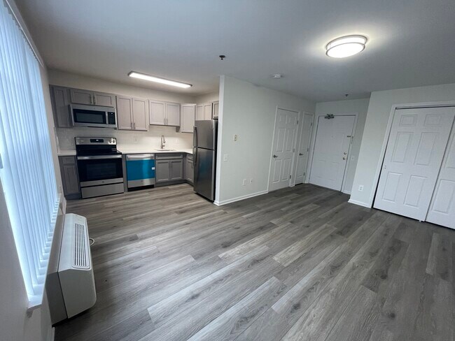 Riverside Apartments, Rahway, NJ 07065 - photo 4