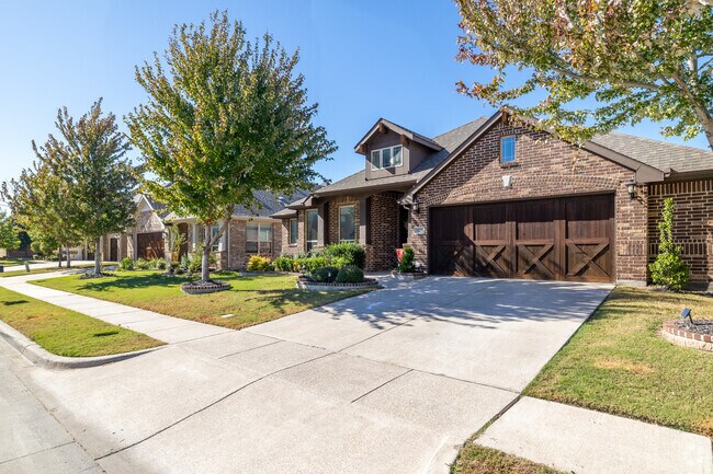 Devonshire in Forney has many options of homes to choice from when looking for your next home.