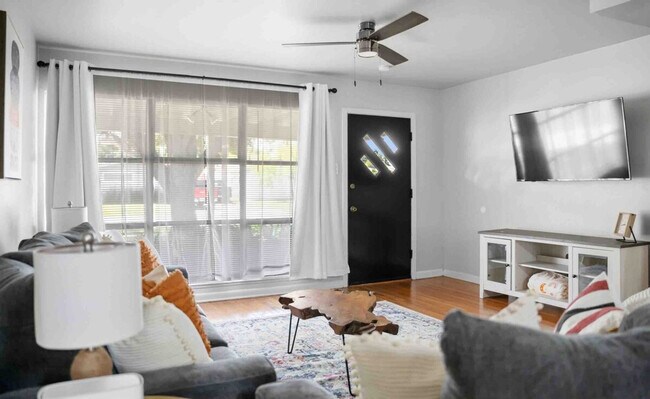 318 Aberdeen Ave unit ID1268410P, Corpus Christi, TX 78412 - photo 5