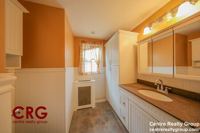 22 Grand View Ave unit 2, Somerville, MA 02143 - photo 6