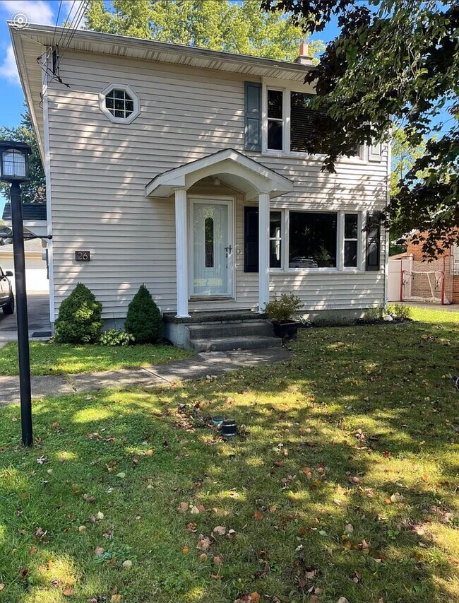 26 W Payne St Unit Upper, Lancaster, NY 14086