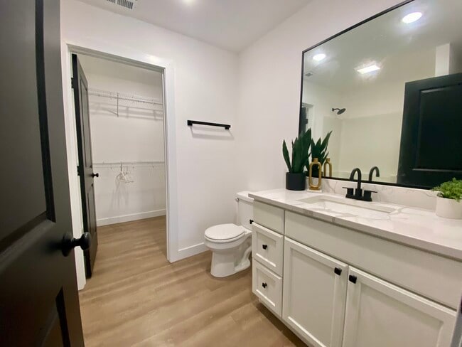 3310 Stoneway Ct unit 1, Champaign, IL 61822 - photo 7