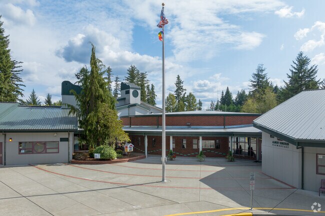 Einstein Elementary School inspires children to learn and sparks creativity.