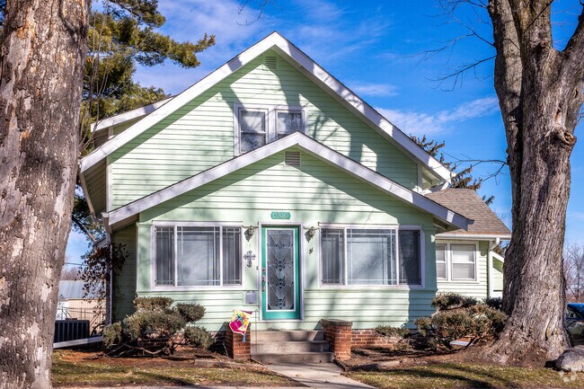 Colorful homes surrounded by large trees and backyards are common in Indianola.