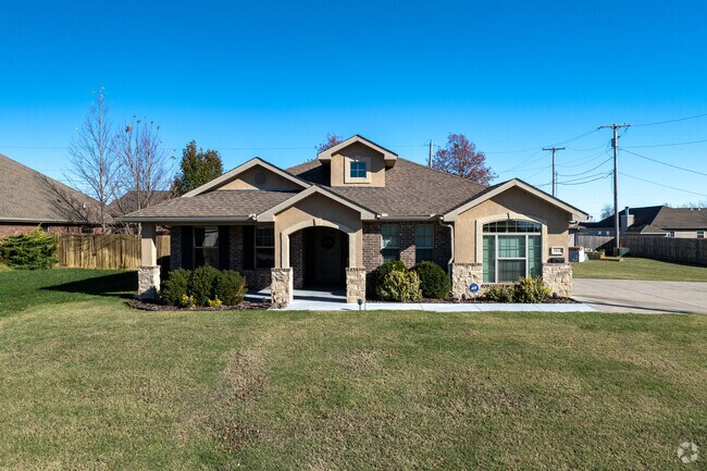There are many different home layouts in Southridge.