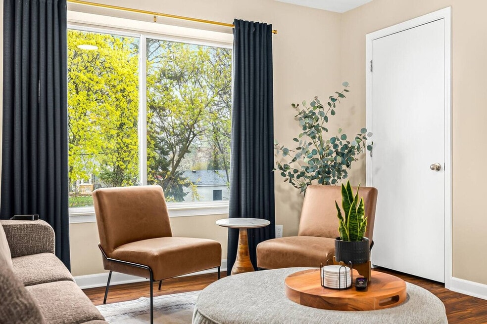 18435 Sharon Ln unit ID1032346P, Roseville, MI 48066 - photo 1