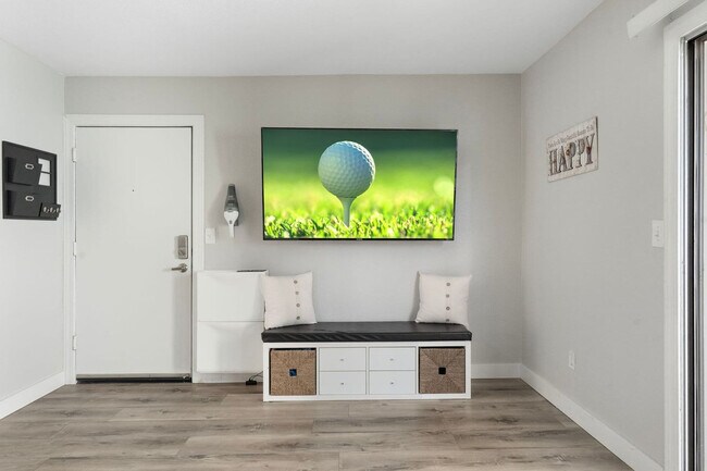 740 W Elm St unit FL2-ID1363347P, Phoenix, AZ 85013 - photo 3