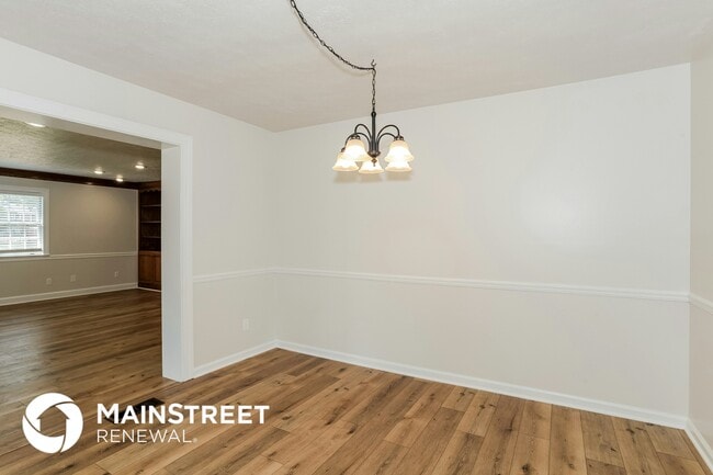 1628 Greenland Park Cir, Shelbyville, KY 40065 - photo 6