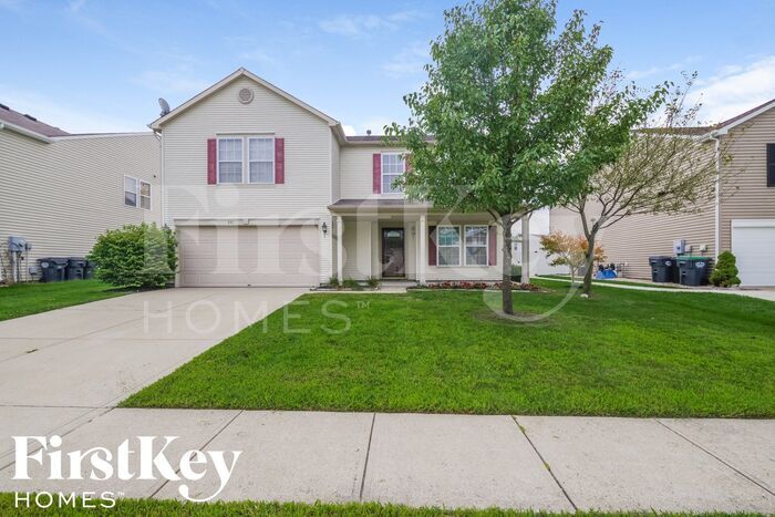 861 Southern Pines Dr, Whiteland, IN 46184 - photo 1