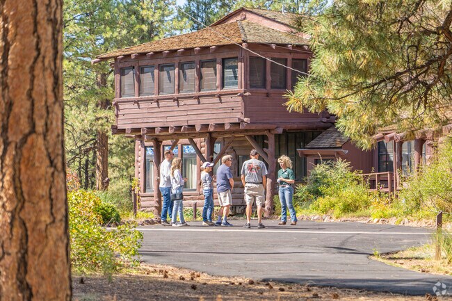 The Riordan Mansion has guided tours available for those visiting Southside.