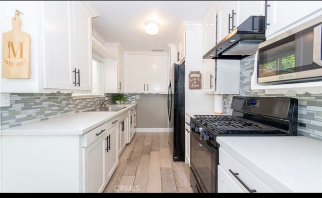 33100 Case St, Lake Elsinore, CA 92530 - photo 3