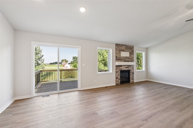 3423 5th Ave SE, Altoona, IA 50009 - photo 6