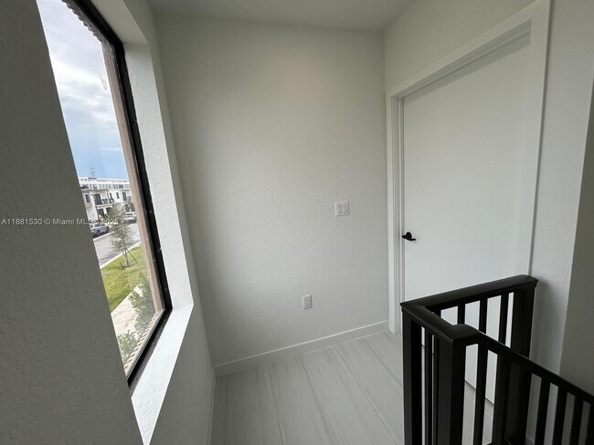 14608 SW 261st Terrace unit 2, Homestead, FL 33032 - photo 5