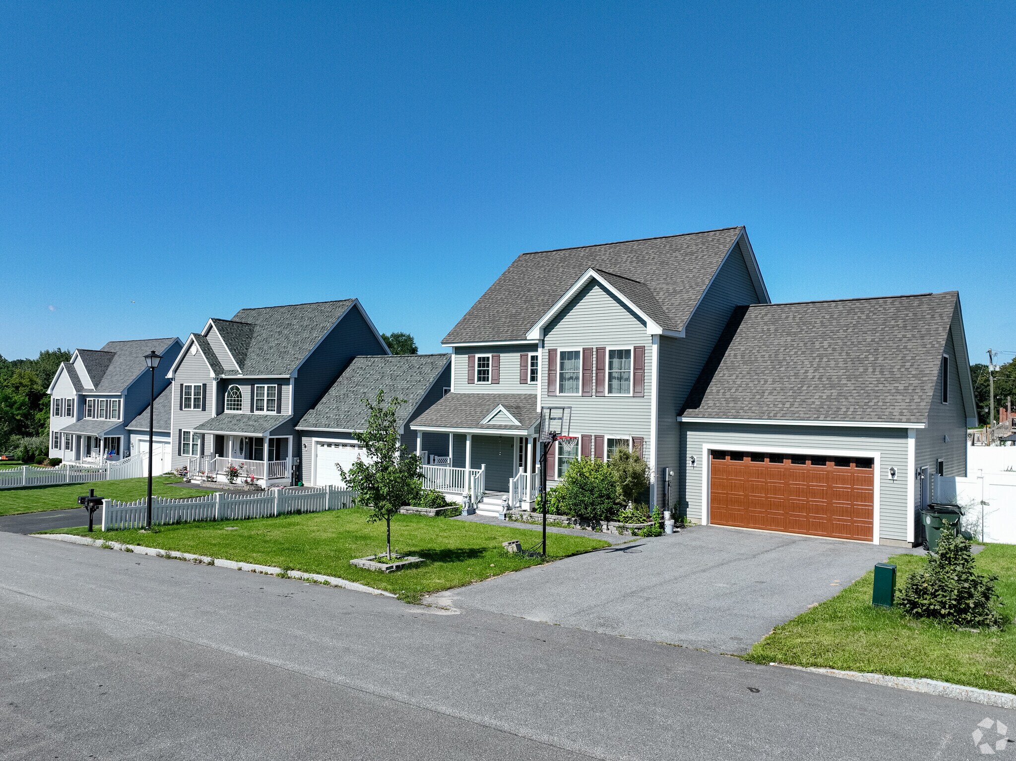 There are many newer homes in Green Acres.