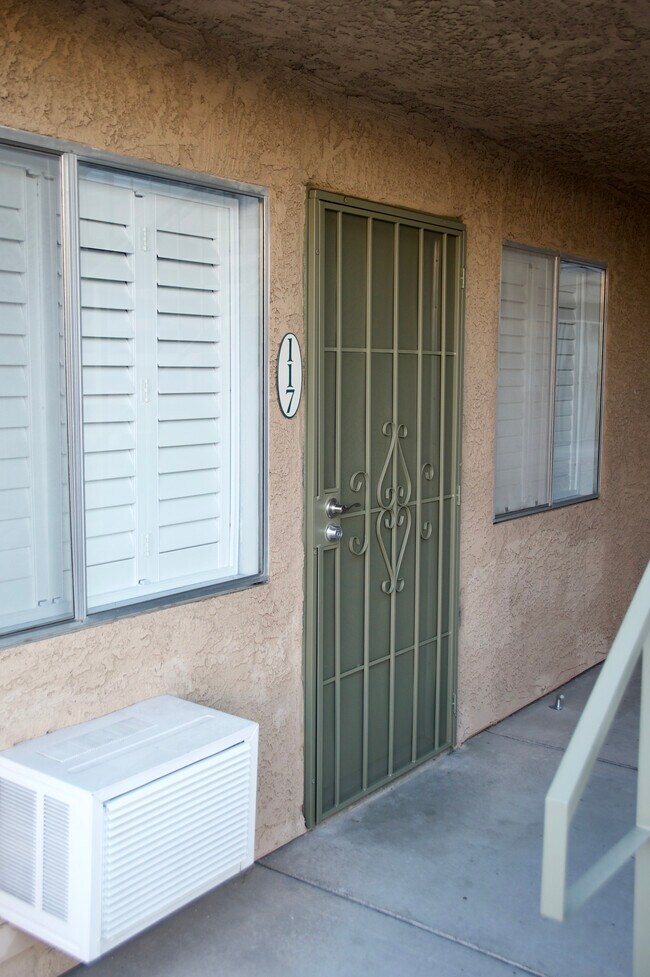 Sahara View Apartments, Las Vegas, NV 89102 - photo 7