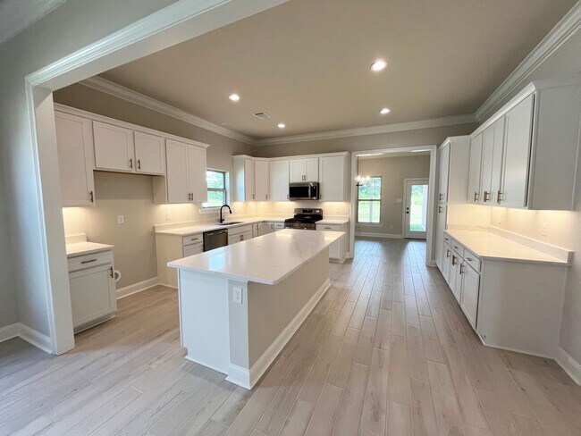 1216 Lakehaven Dr, Gonzales, LA 70737 - photo 4