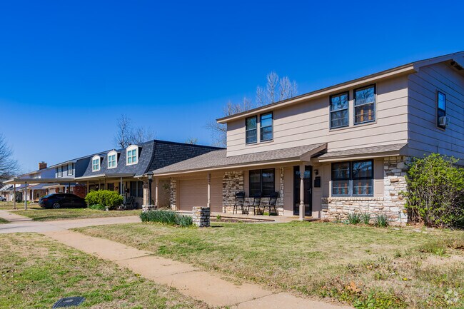 In Meadowcliff neighborhood, you can find homes inspired by 1960s Prairie and Colonial styles.