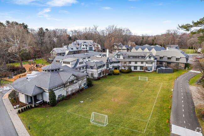 Eagle Hill School is a top choice school for students located in Greenwich.