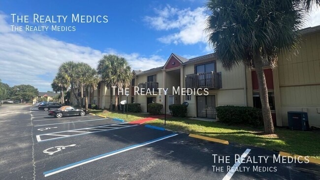 2130 Forest Knoll Dr NE, Palm Bay, FL 32905 - photo 3