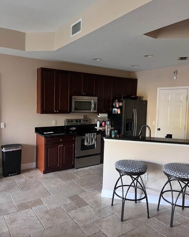 16082 Via Solera Cir unit 105, Fort Myers, FL 33908 - photo 3