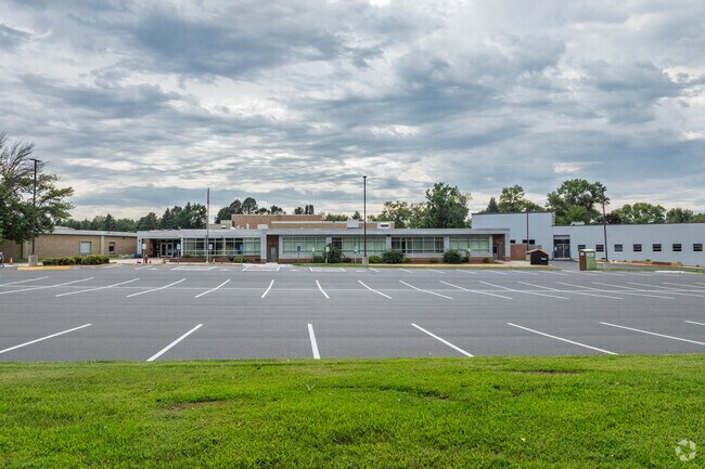 Lake Crystal Wellcome Memorial Elementary serves 439 students in grades PK-5 with exceptional 87% math proficiency and 72% reading scores in this fringe town educational setting.