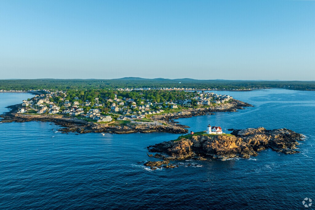 801 Us Route 1 Unit B2, York, ME 03909 MLS 4179902