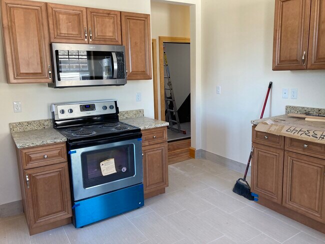 149 Hillside St unit 3, Boston, MA 02120 - photo 2