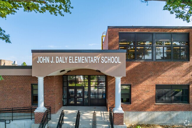 Welcome to John J Daly Elementary School in Port Washington.