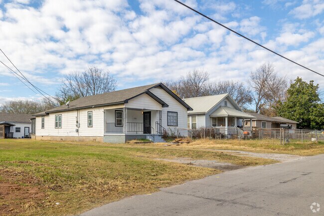 Many of the homes in Bruner have lots for residents to enjoy the outdoors.
