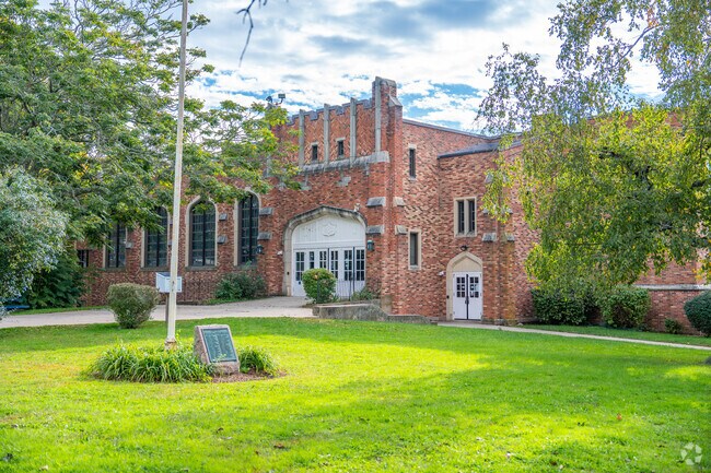 John B. Sliney School in Branford serves students in grades Pre-K through 4th.