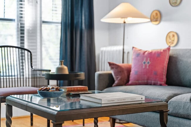 1200 W Eddy St unit ID1360068P, Chicago, IL 60657 - photo 4