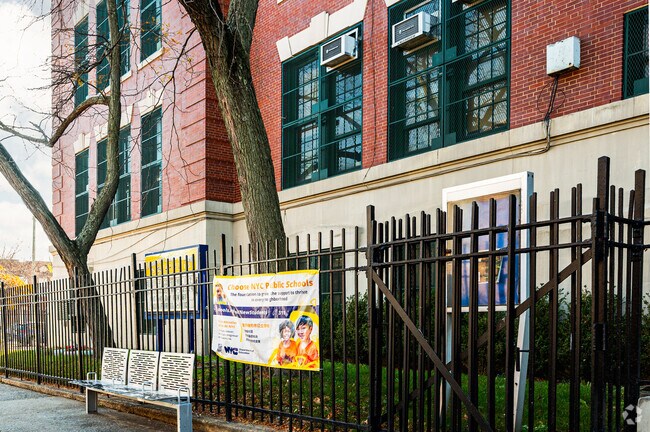 Ps 153 Homecrest has 528 students in grades PK, K-5