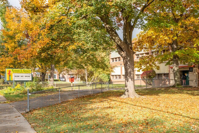 Earnest J Dossin Elementary School is a fantastic K-6 school in Hubbell-Lyndon.
