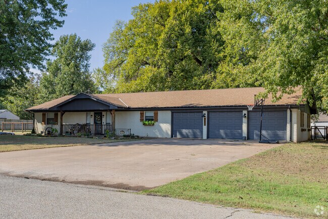 Brick ranches are a typical housing choice in Perry.