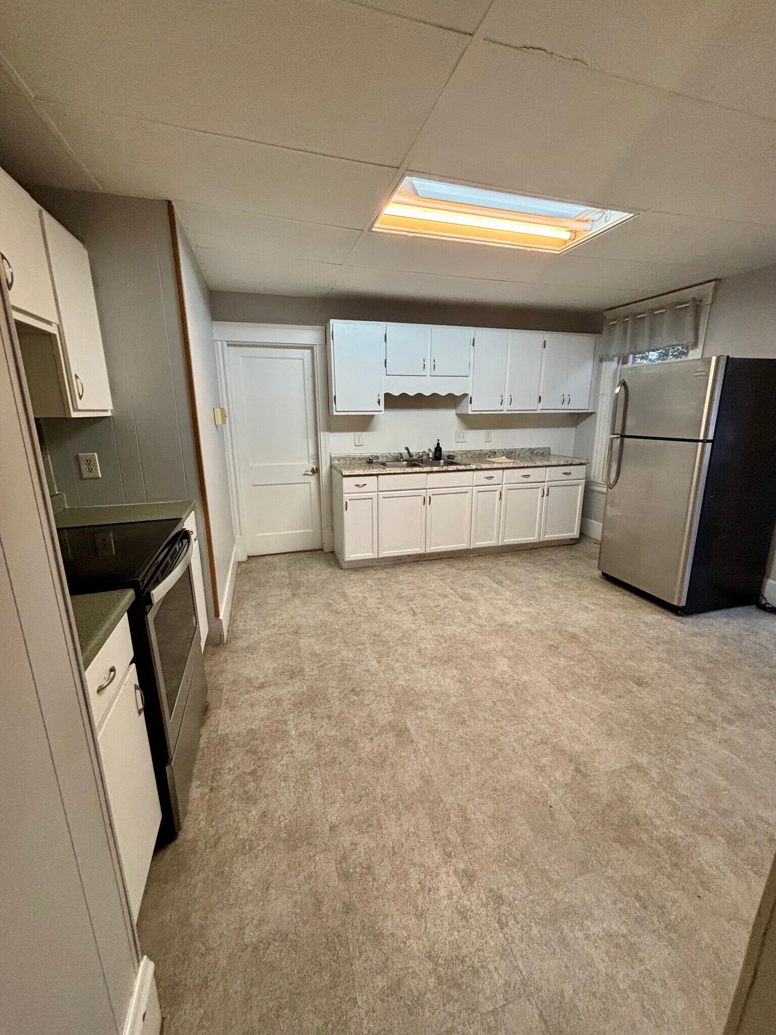 25 Lenox St unit 2R, Lawrence, MA 01843 - photo 1