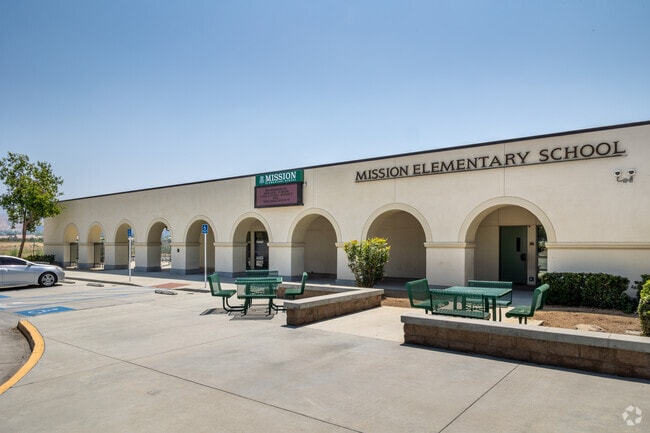 Mission Elementary School in Redlands provides a positive environment for students.