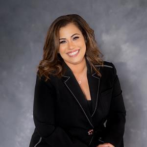 Elizabeth Henriquez