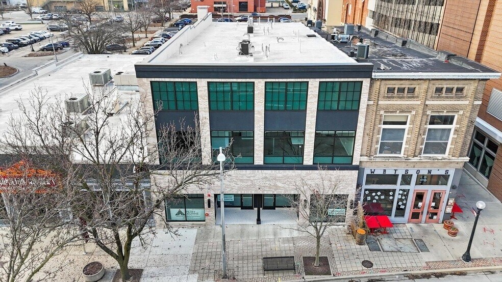 The Neil Street Spritzer, Champaign, IL 61820 - photo 1