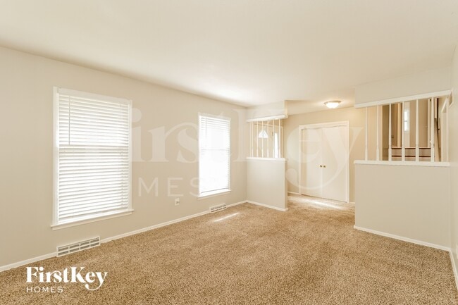 10328 Horton St, Overland Park, KS 66207 - photo 2